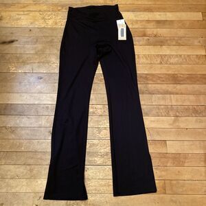 Just Fab Leggings Women’s Size Small NWT Black Slit Bottoms Stretch Pull On